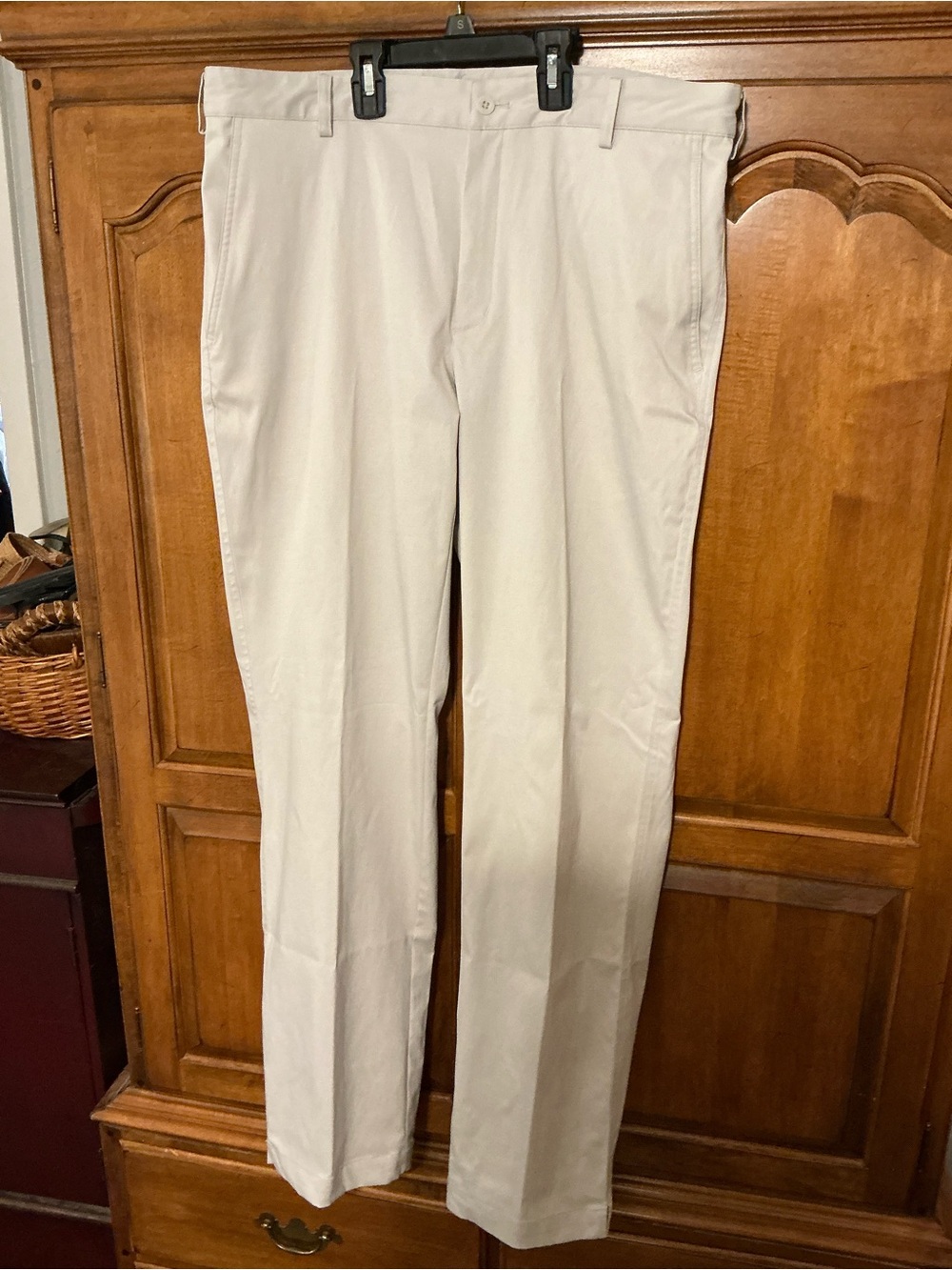 Nike Dri-fit golf pants Men's Dress Pants in Light Cream NWOT 36x34